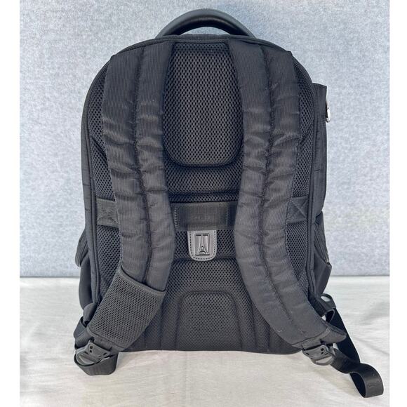 Travelpro Crew 9 Business Laptop Tablet Backpack 4 Compartment w/ Pockets 17.5” - Picture 2 of 16
